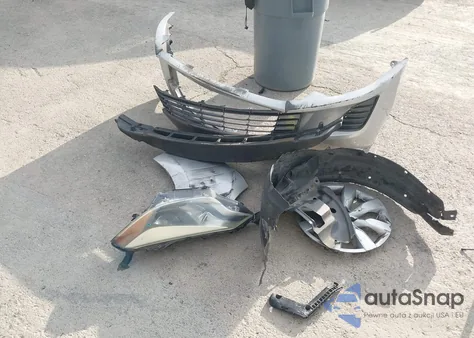 2015 Toyota Corolla Le из США, поврежденный, VIN 2T1BURHE8FC231244